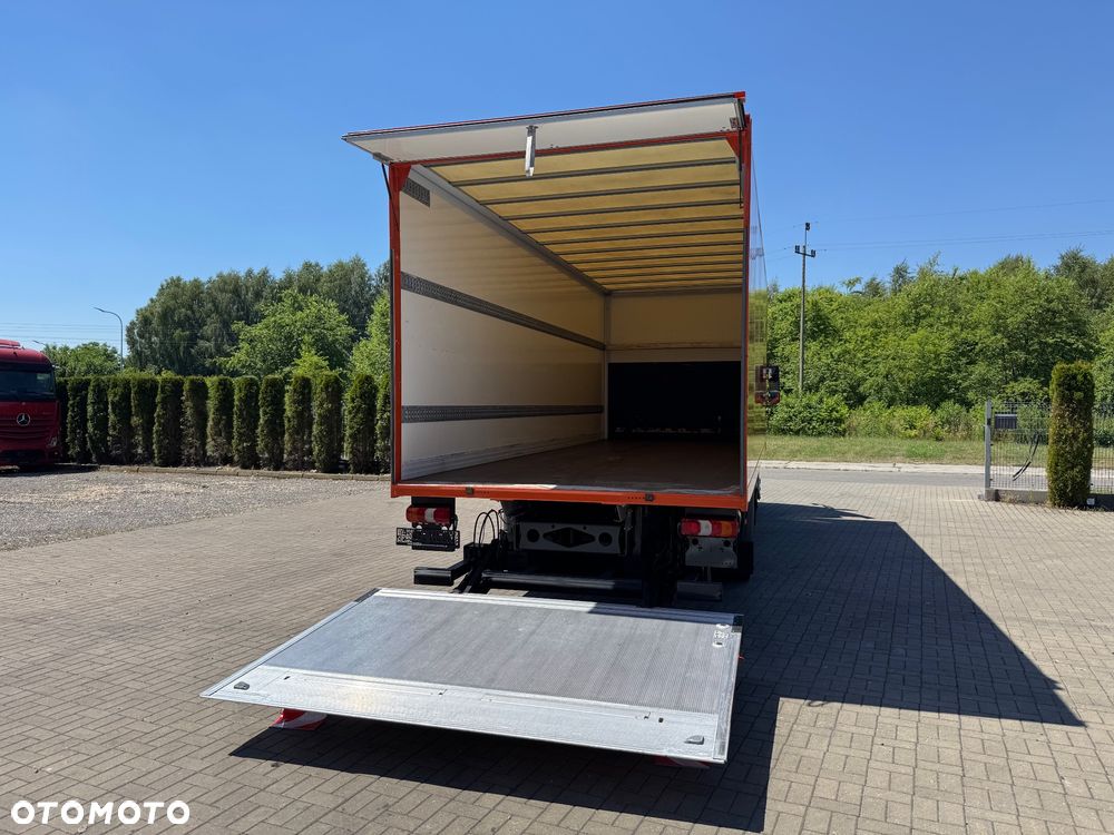 Mercedes-Benz ATEGO - 21