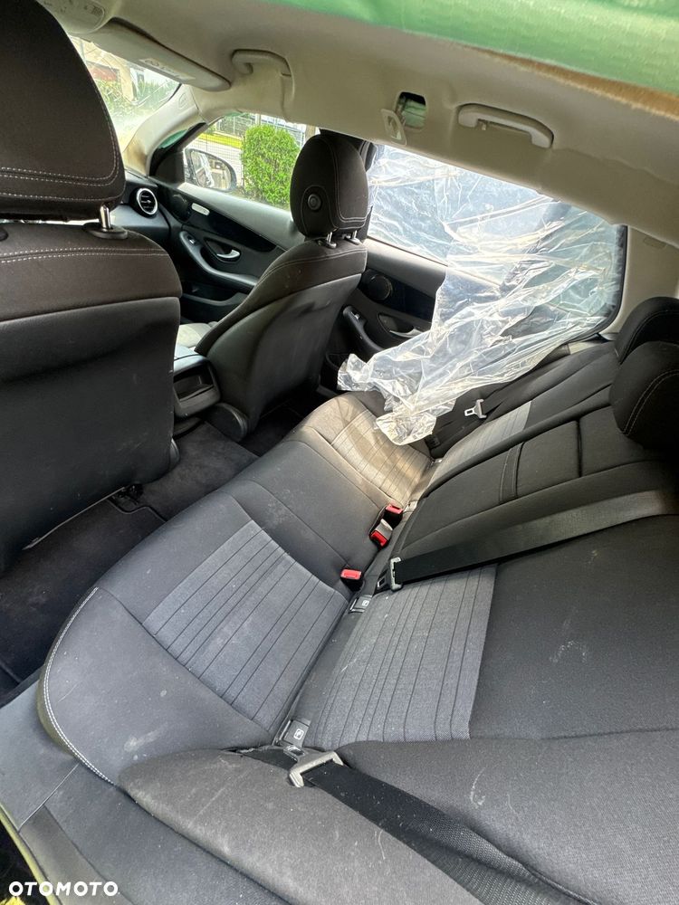 Mercedes-Benz Klasa C 400 4Matic 9G-TRONIC Edition - 4