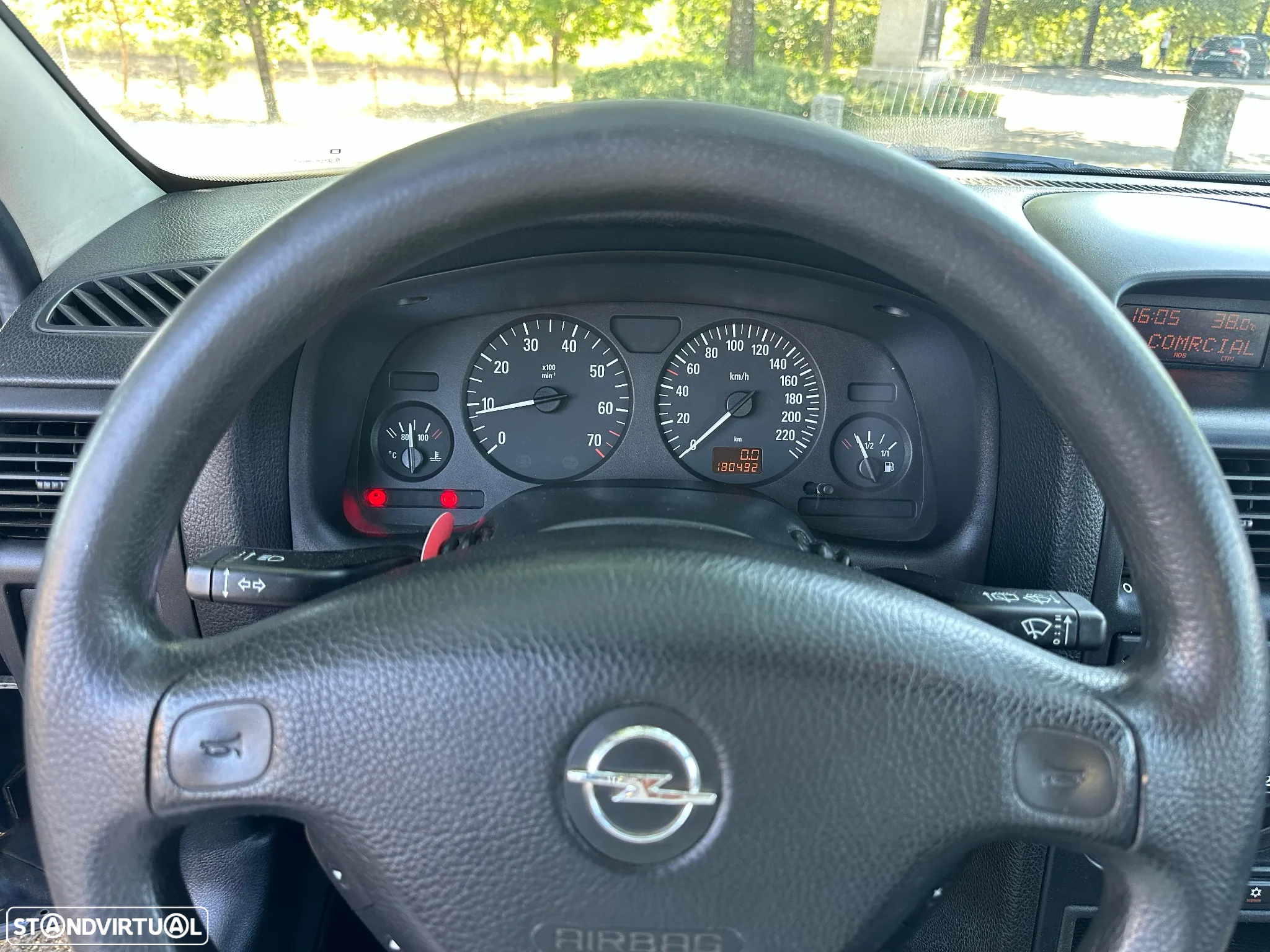 Opel Astra 1.2 Club - 15