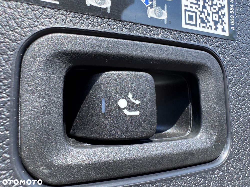 Mercedes-Benz CLA 220 d AMG Line 8G-DCT - 17