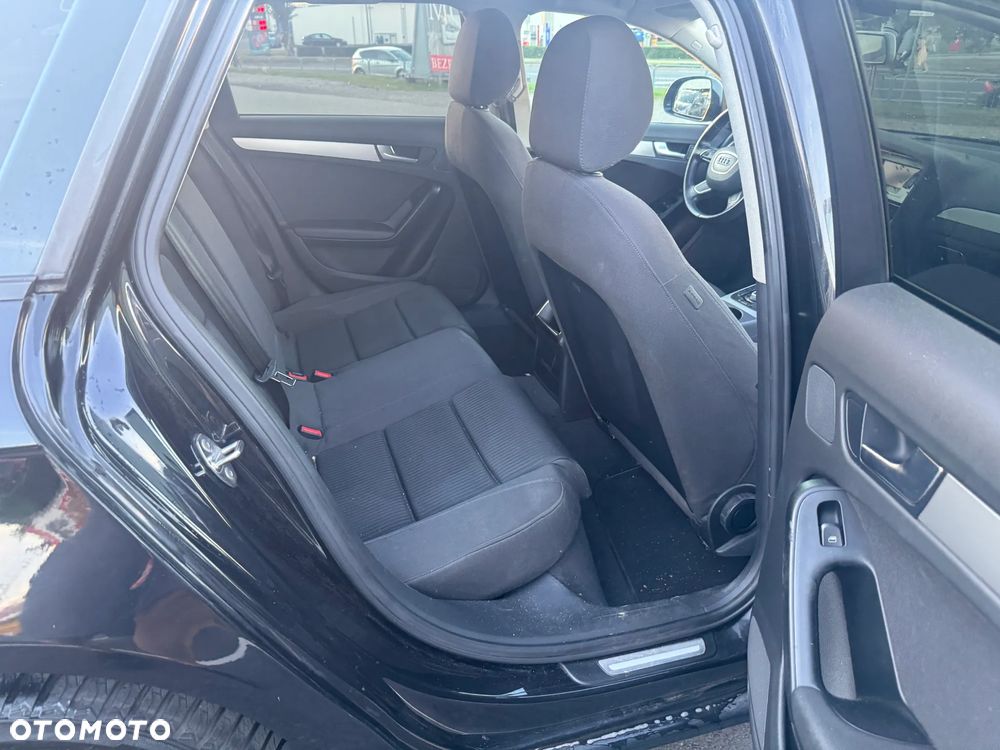 Audi A4 Avant - 16
