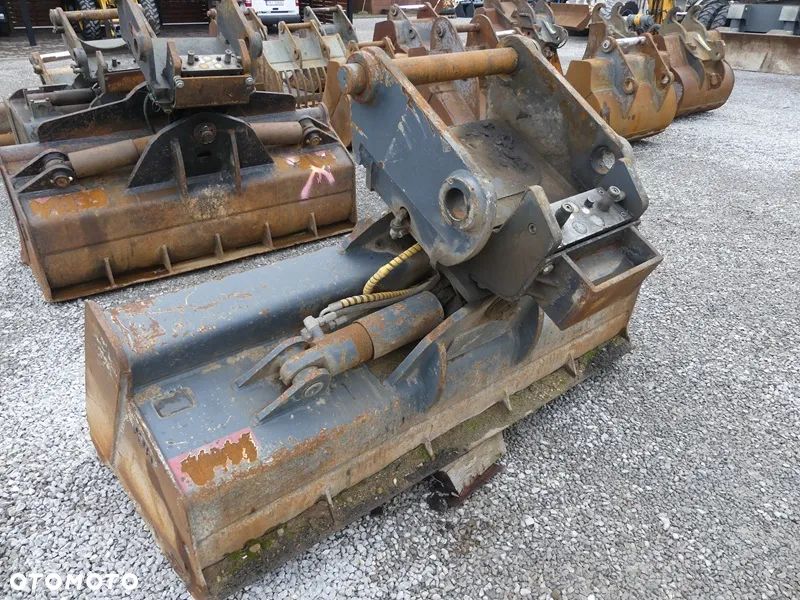 Łyzka skarpowa Liebherr SW48 Likufix - 6