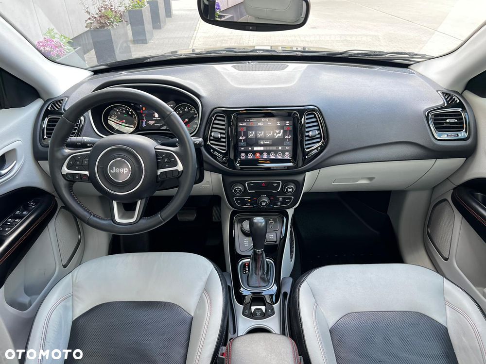 Jeep Compass - 14