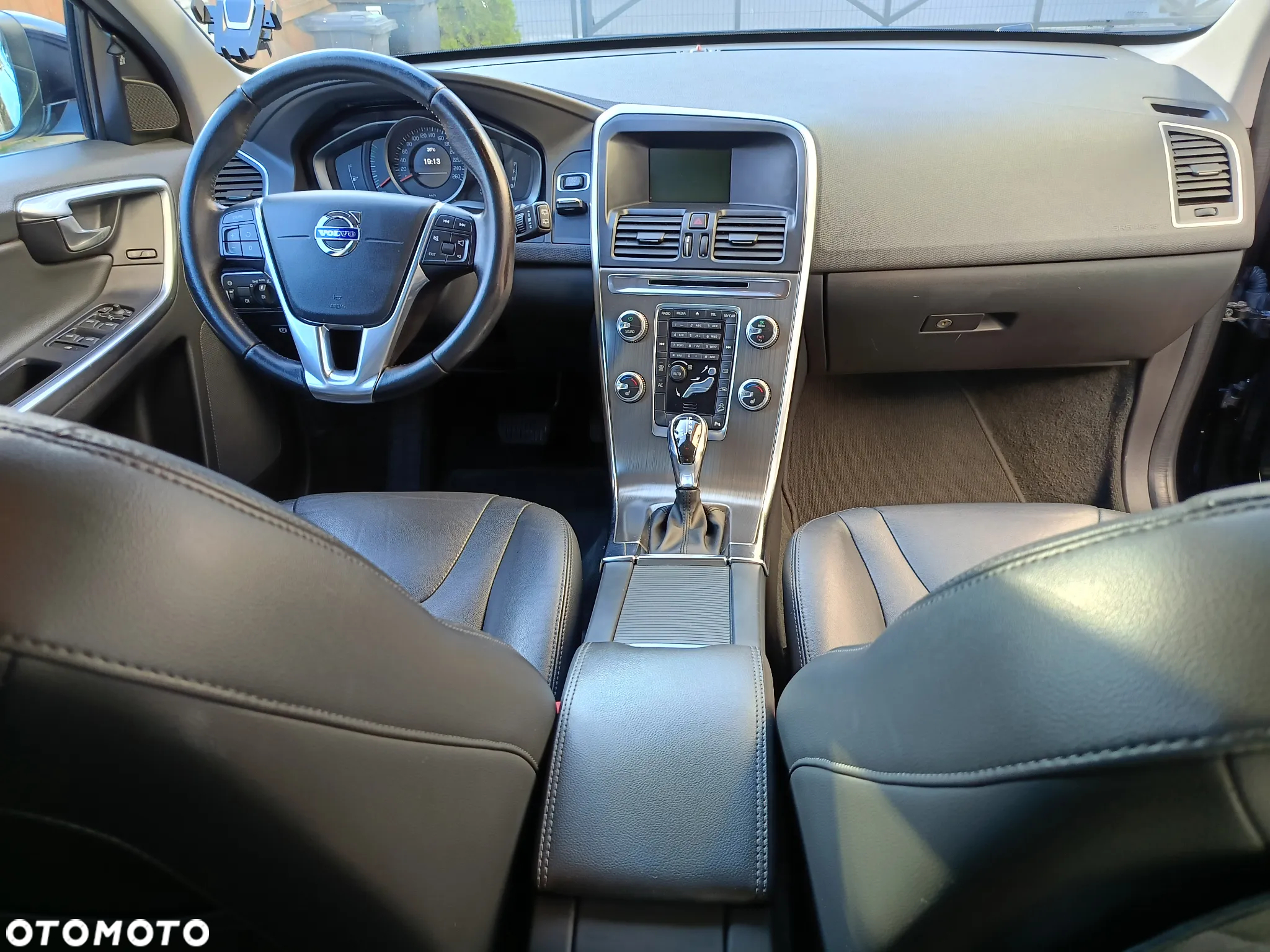 Volvo XC 60 D5 AWD Momentum - 14