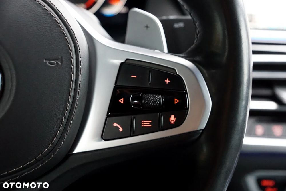 BMW X6 xDrive40d M Sport - 32