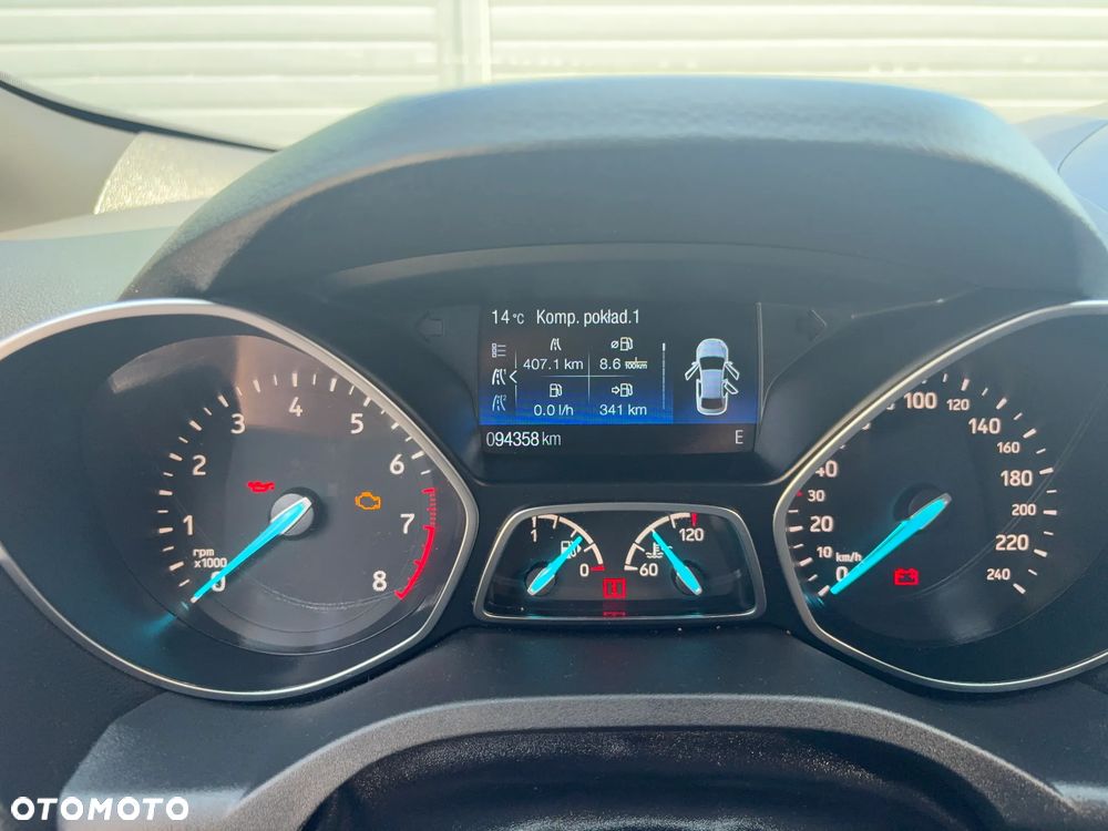 Ford Kuga - 13