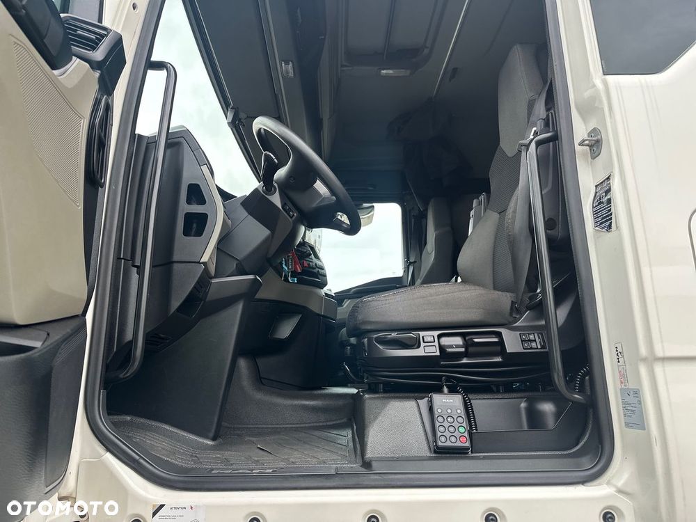 MAN TGX 18.470 4x2 BL SA - 11