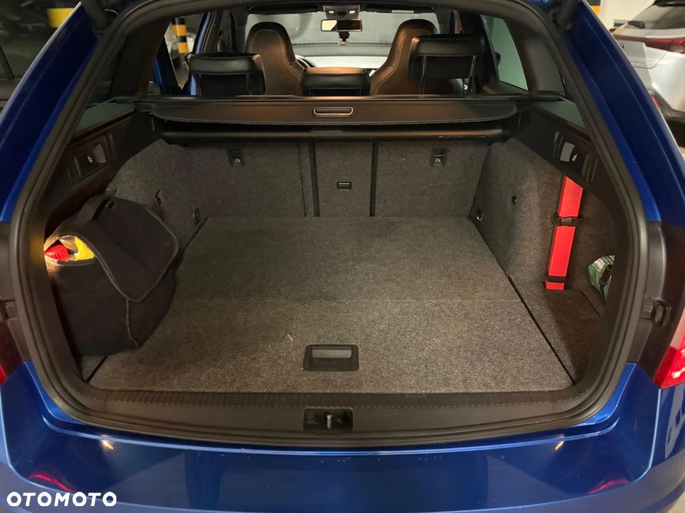 Skoda Octavia 2.0 TDI RS DSG - 11