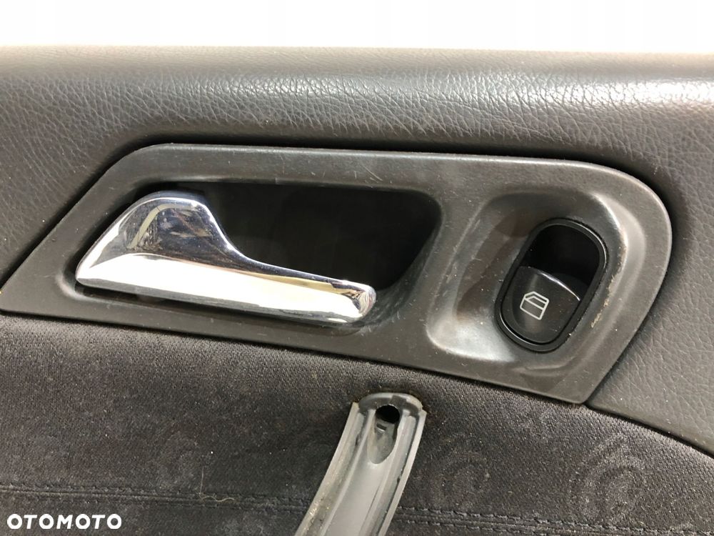 mercedes w203 boczek drzwi tapicerka lewy tył - 2