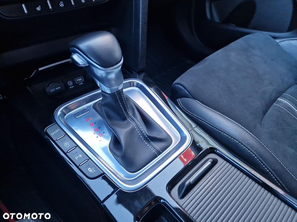 Kia Ceed 1.4 T-GDI GT-Line DCT - 20