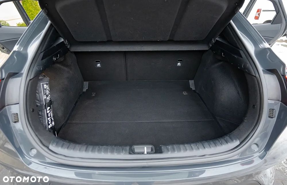 Kia XCeed 1.6 CRDi Eco-Dynamics+(48V Mild-Hybrid) DCT7 SPIRIT - 27