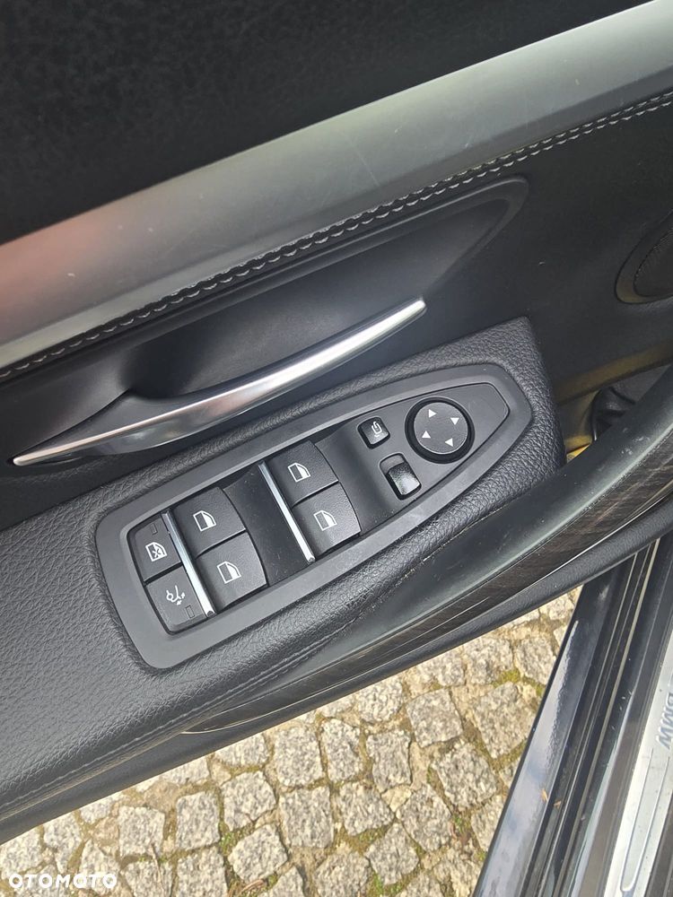 BMW 3GT 320d Luxury Line - 18