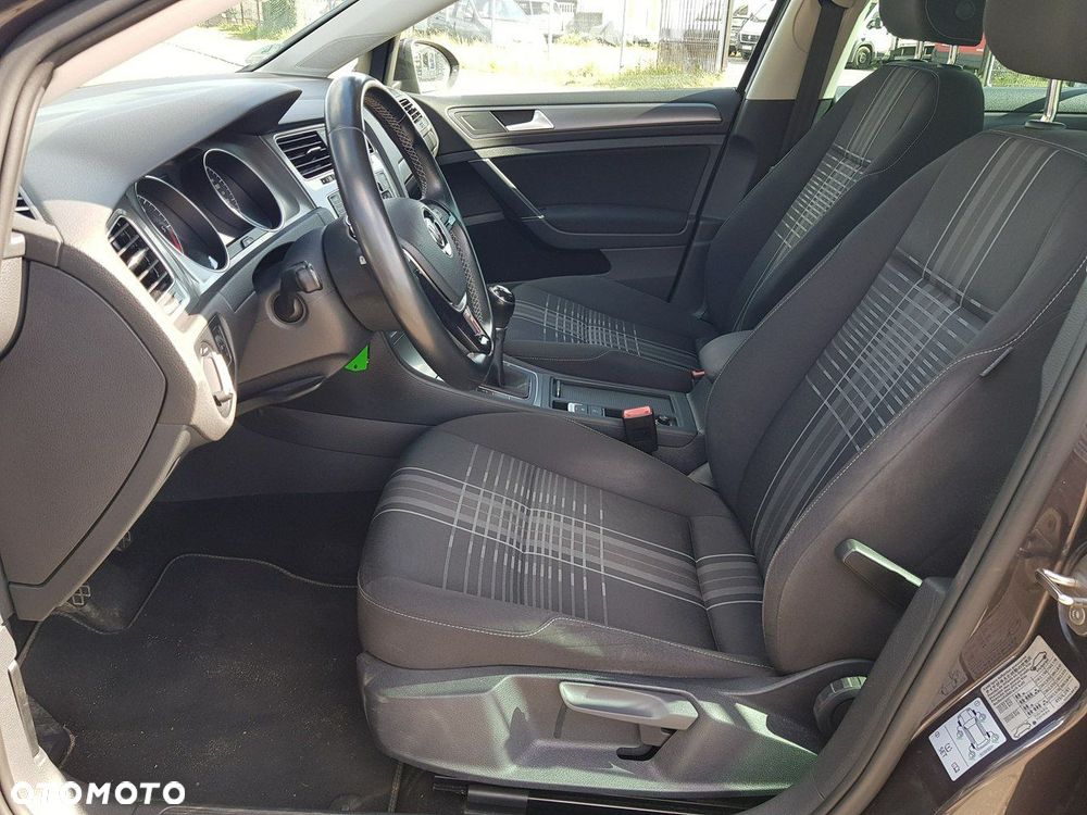 Volkswagen Golf 1.6 TDI BlueMotion Technology Lounge - 10