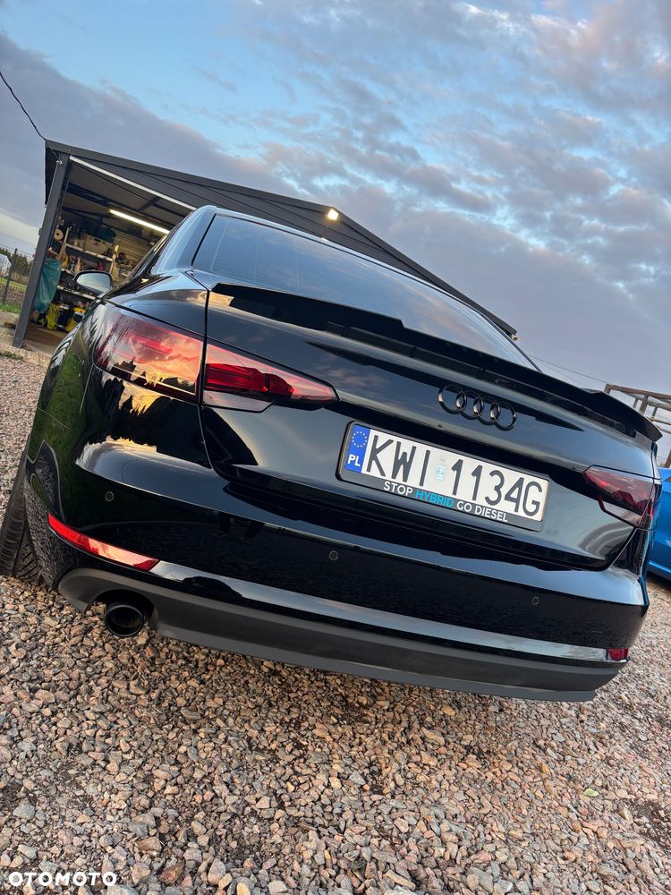 Audi A4 Limousine - 4