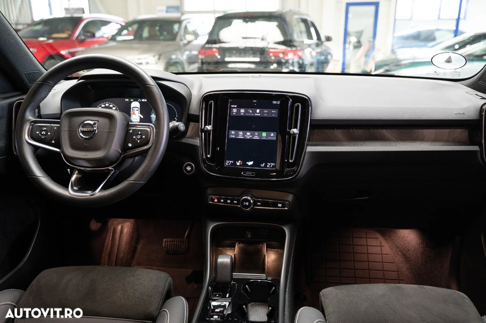 Volvo XC 40 T5 Recharge DKG Plus Dark - 8