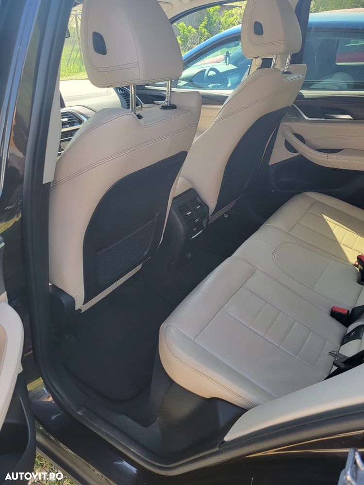 BMW X3 xDrive30i AT Luxury Line - 2