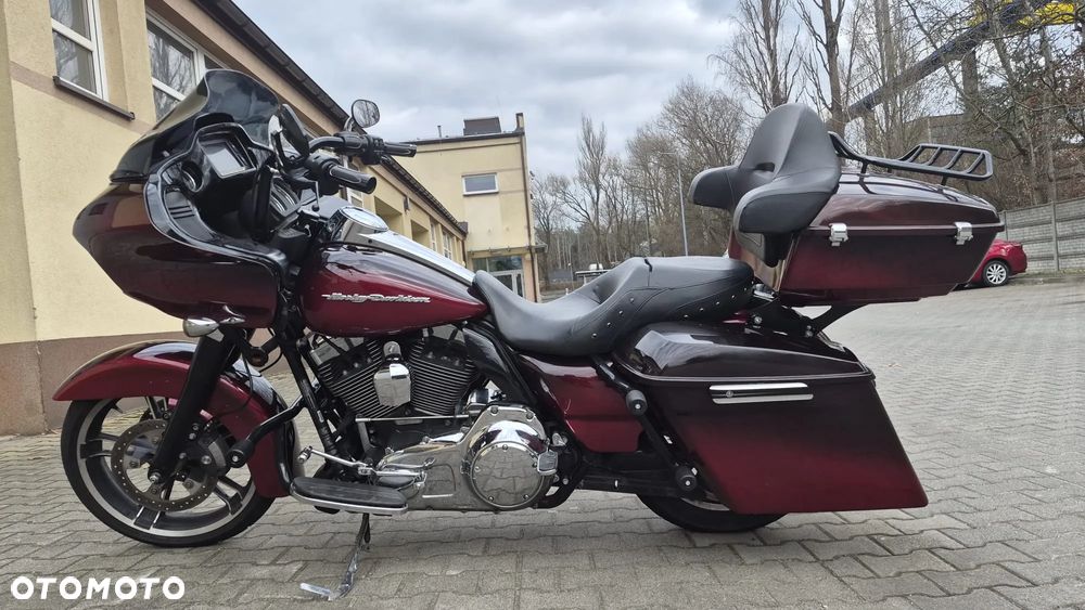 Harley-Davidson Touring Road Glide - 1