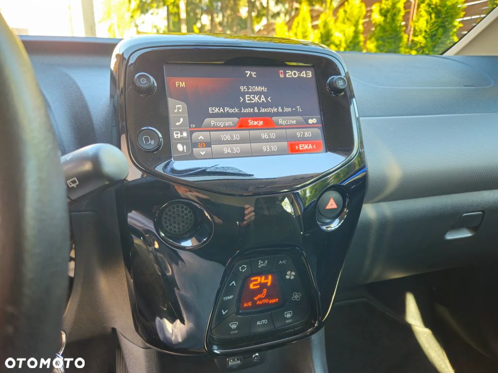 Peugeot 108 VTI 72 Collection - 12