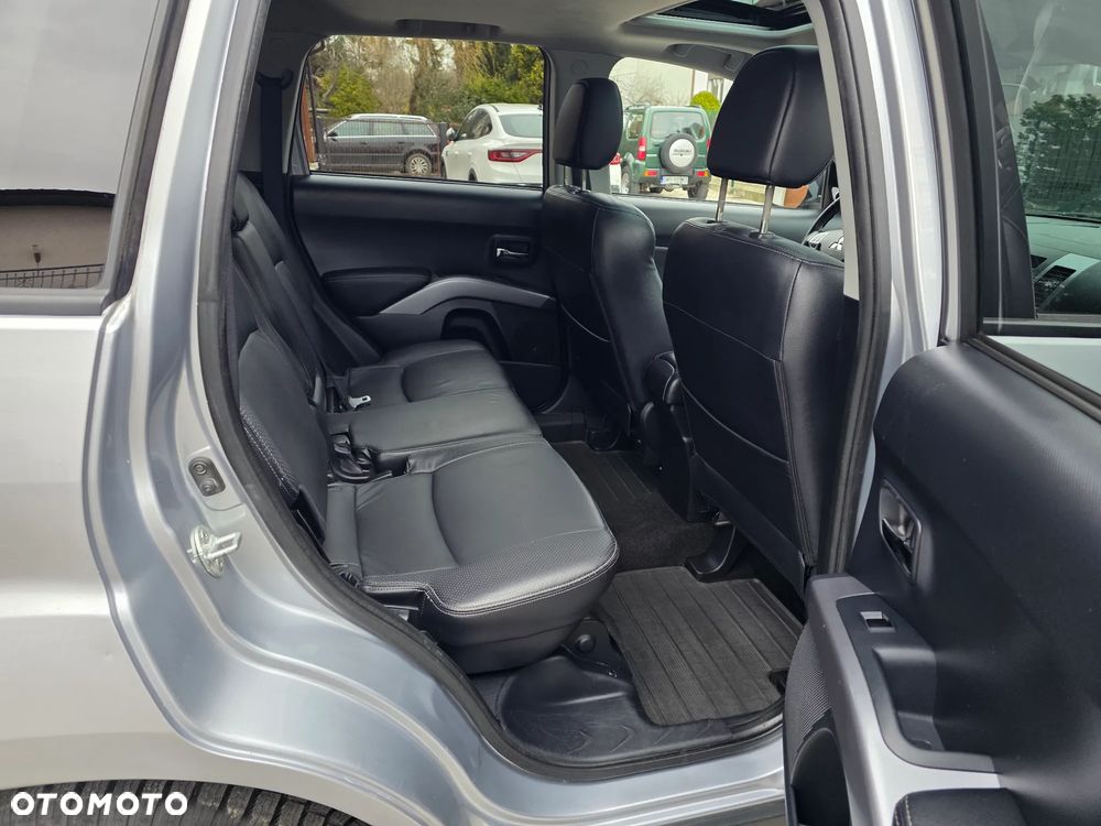 Mitsubishi Outlander 2.0 DI-D 4WD Instyle - 8