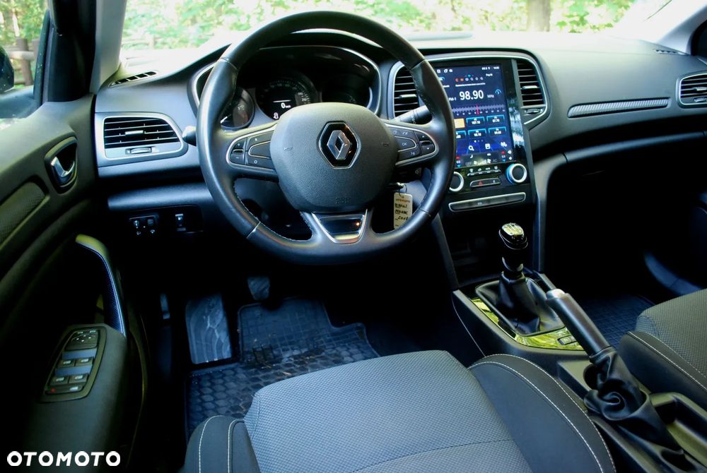Renault Megane 1.6 SCe Life - 10