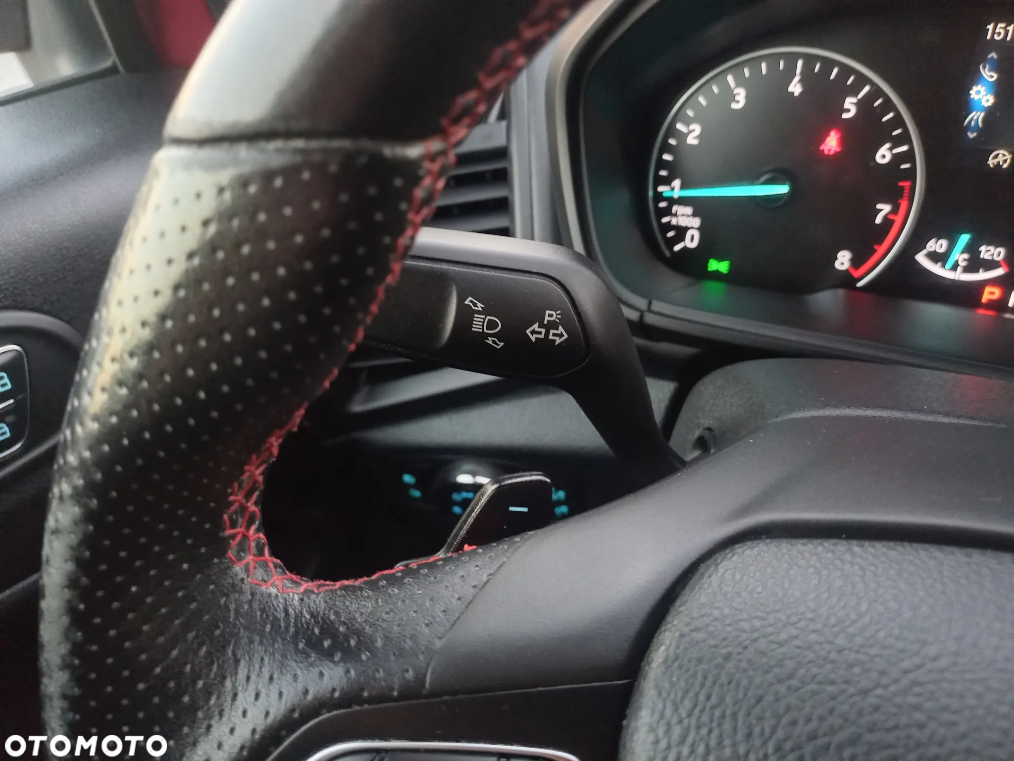 Ford EcoSport 1.0 EcoBoost ST-LINE - 25