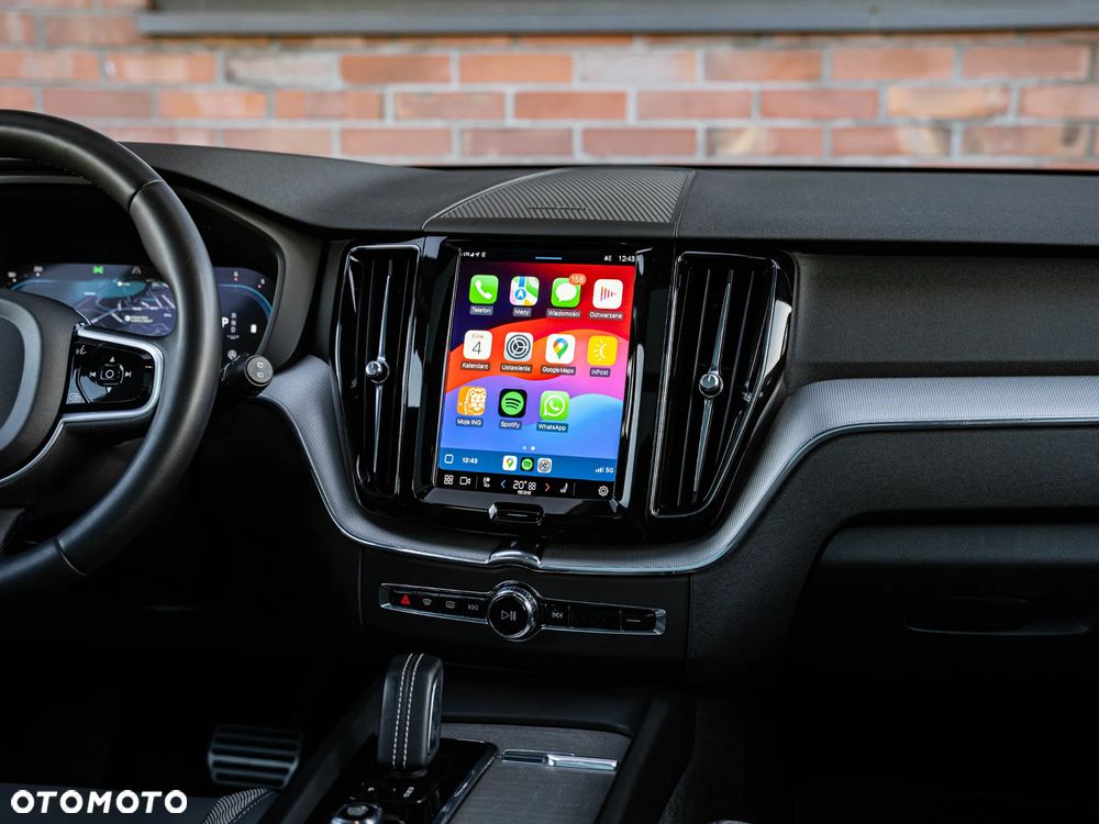 Volvo XC 60 B5 D AWD Geartronic RDesign - 32