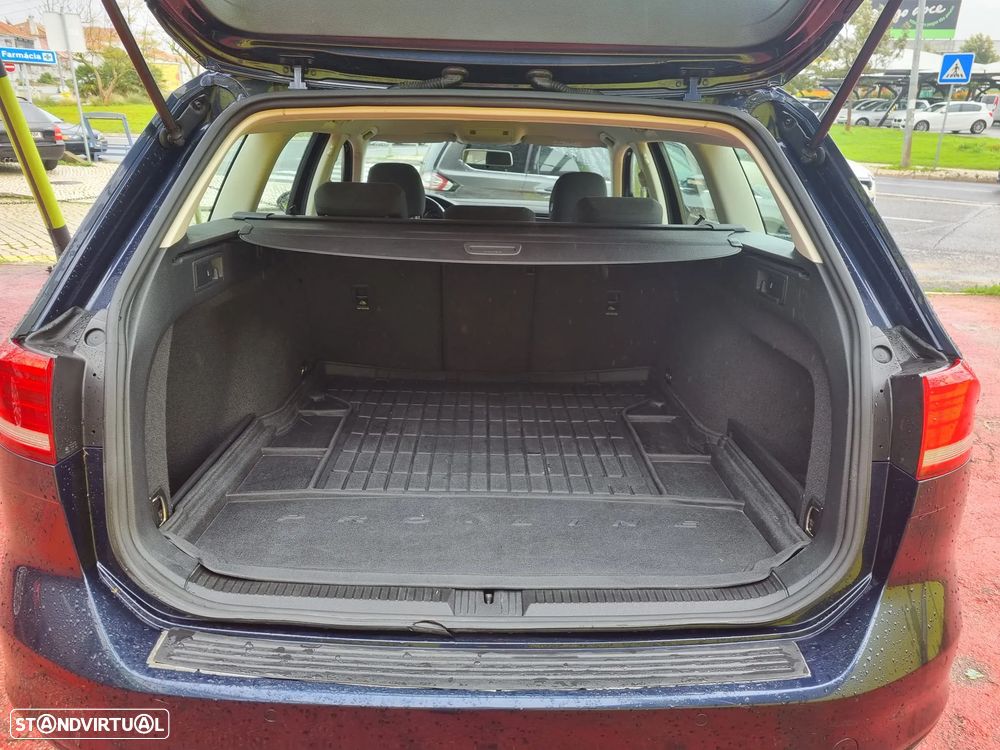 VW Passat Variant 1.6 TDI BlueMotion - 9