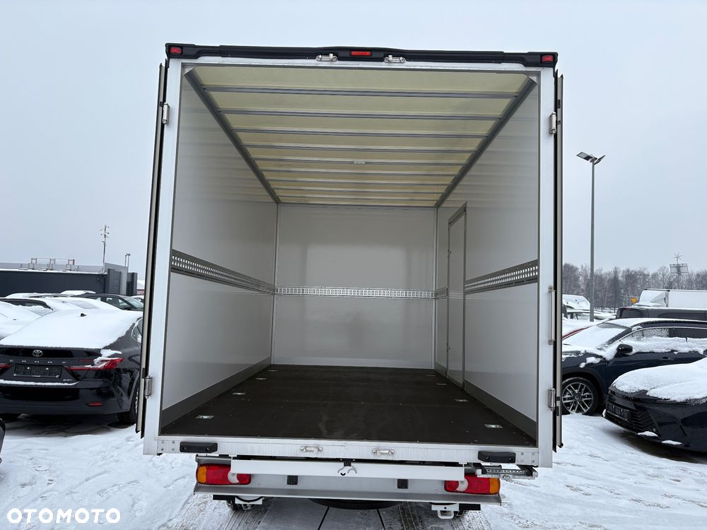 Toyota Proace MAX - 24