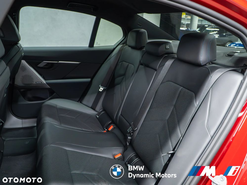 BMW Seria 5 520i - 22