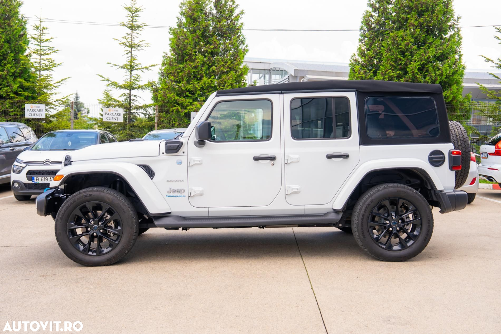 Jeep Wrangler Unlimited 2.0 4xe Plug-In Hybrid Softtop Sahara - 12