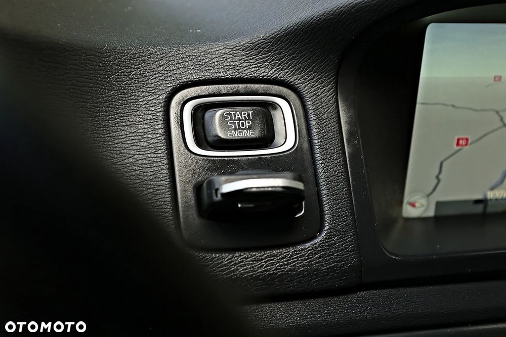 Volvo V70 D3 Geartronic Kinetic - 36