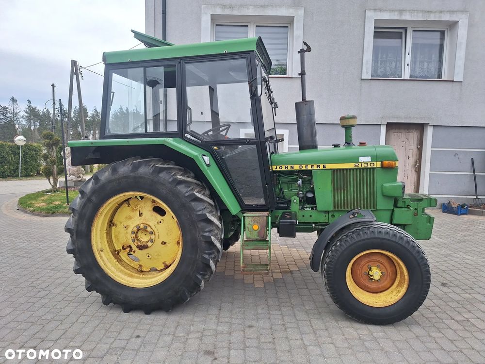 John Deere 2130 - 3