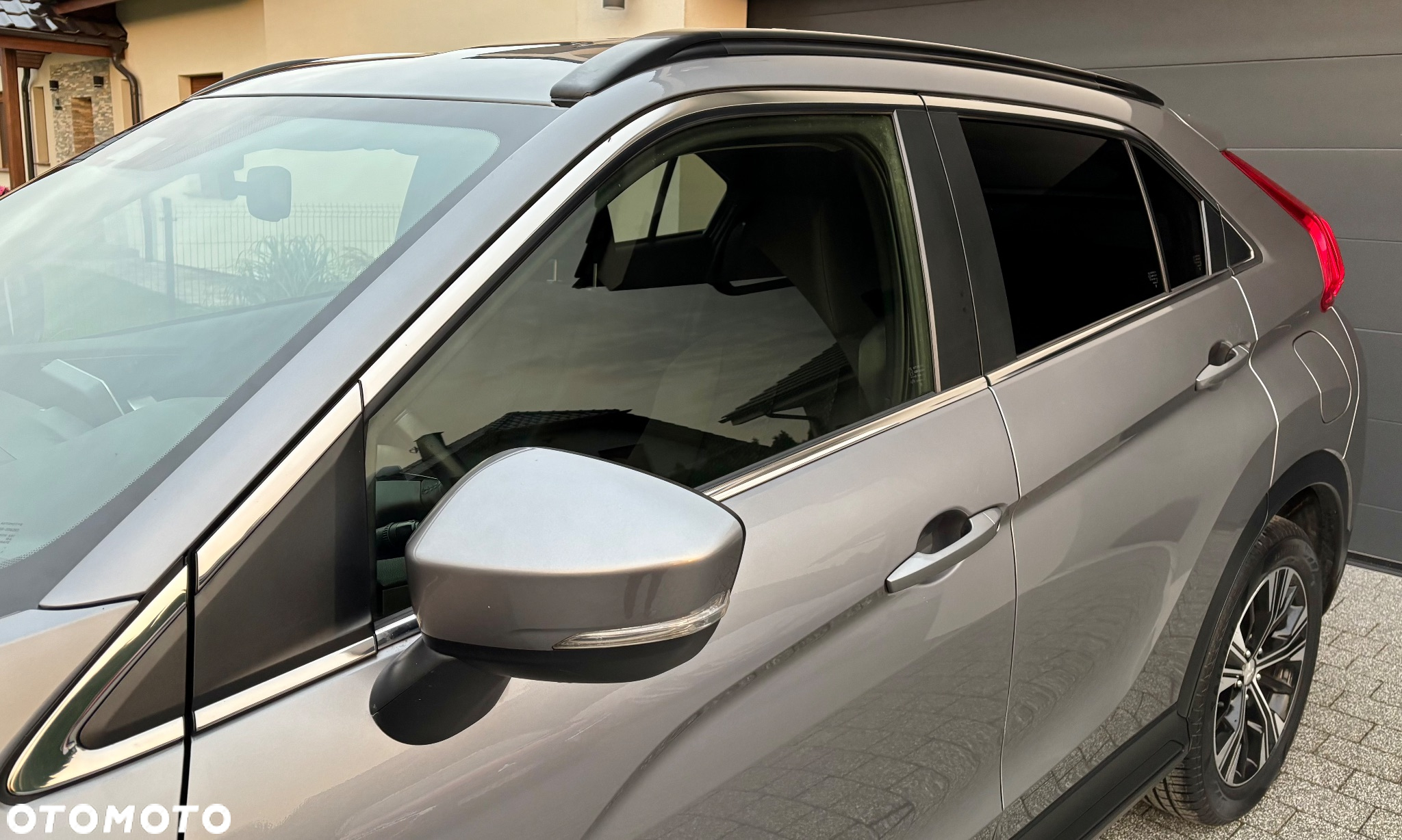 Mitsubishi Eclipse Cross 1.5 T Intense - 13