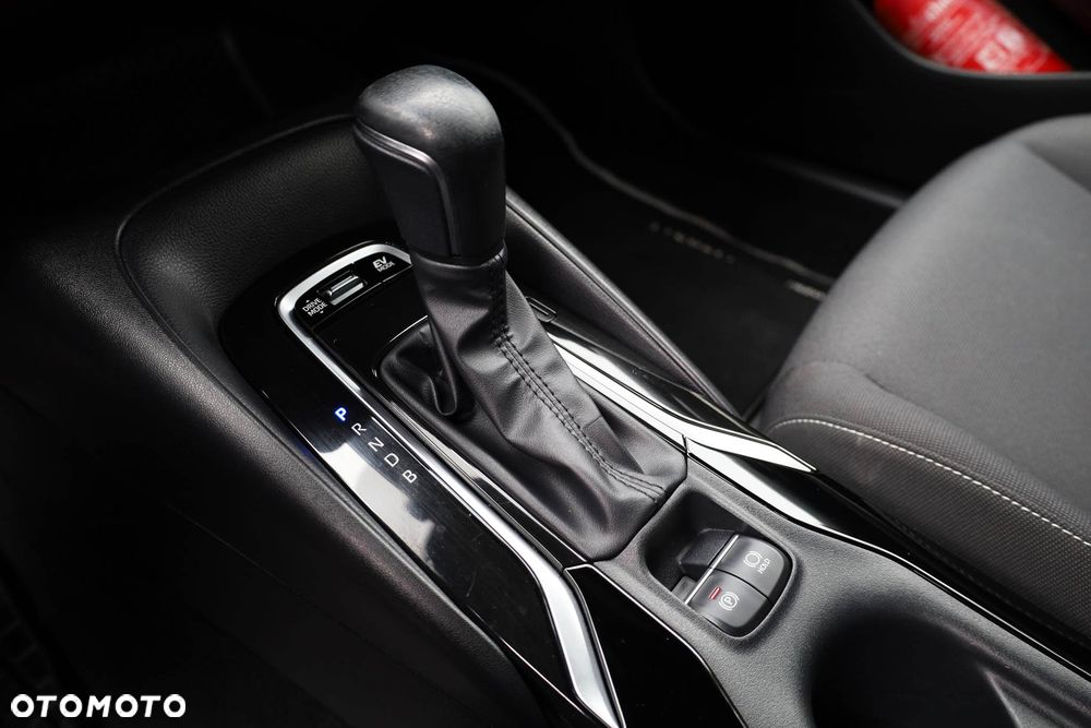 Toyota Corolla 1.8 Hybrid Comfort - 25