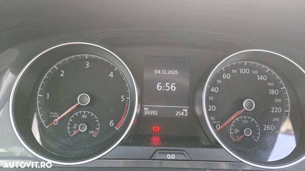 Volkswagen Golf 1.6 TDI Trendline - 14