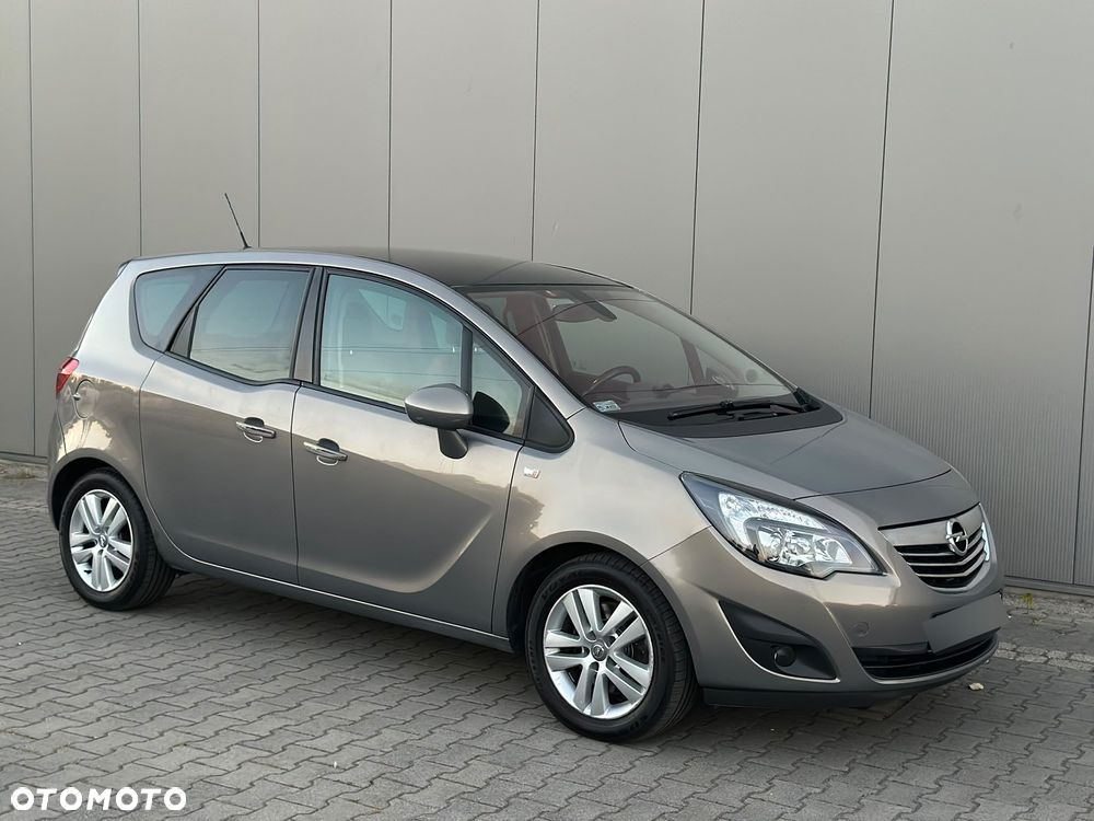 Opel Meriva - 9