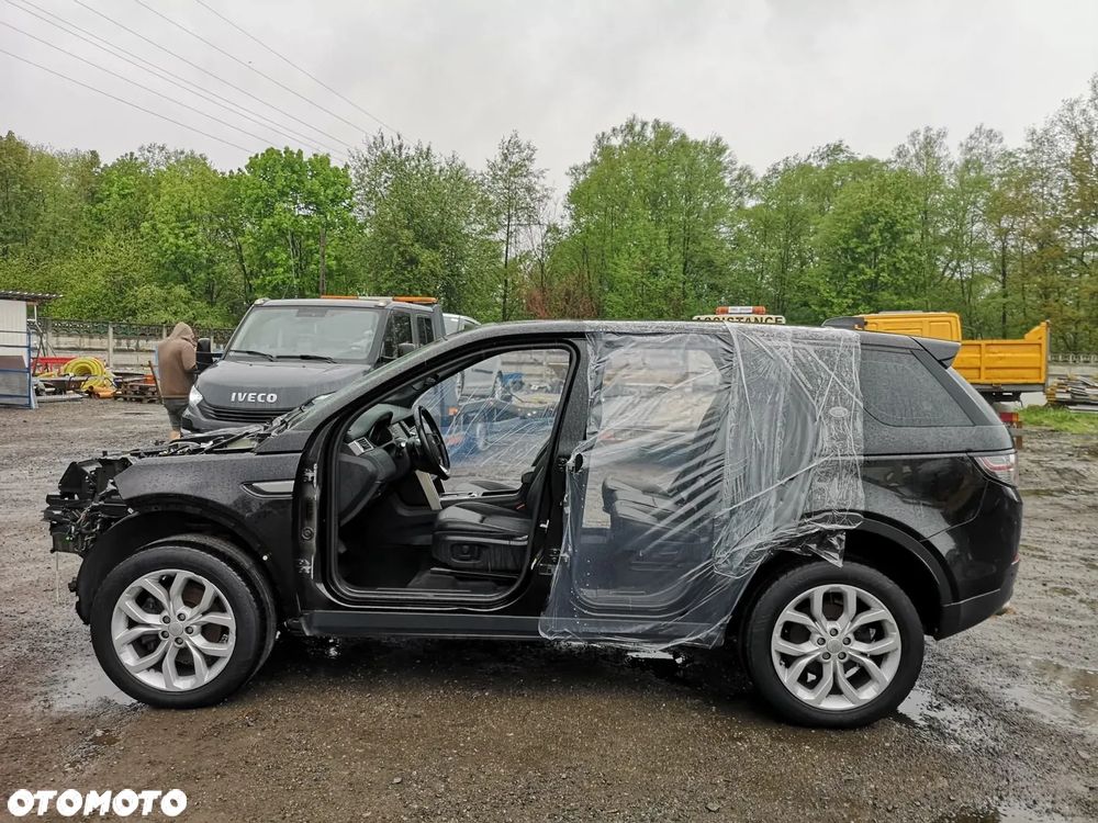 Land Rover Discovery Sport TD4 HSE Luxury - 2