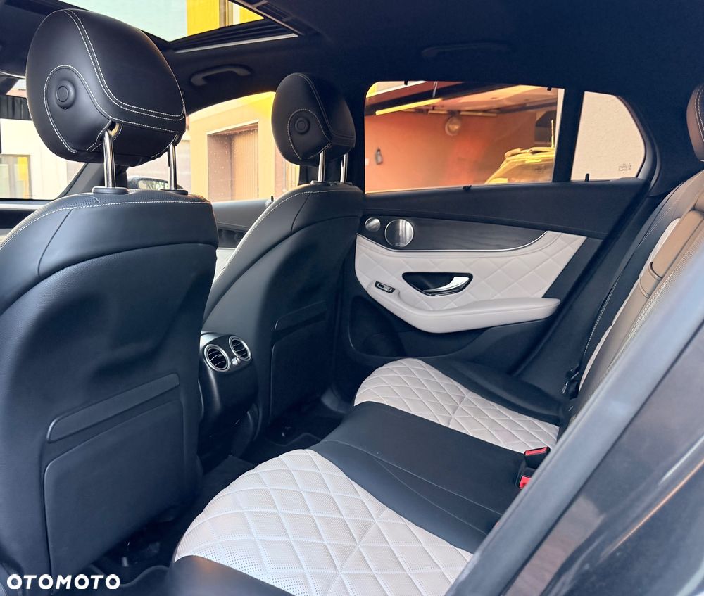 Mercedes-Benz GLC 300 d 4-Matic - 14