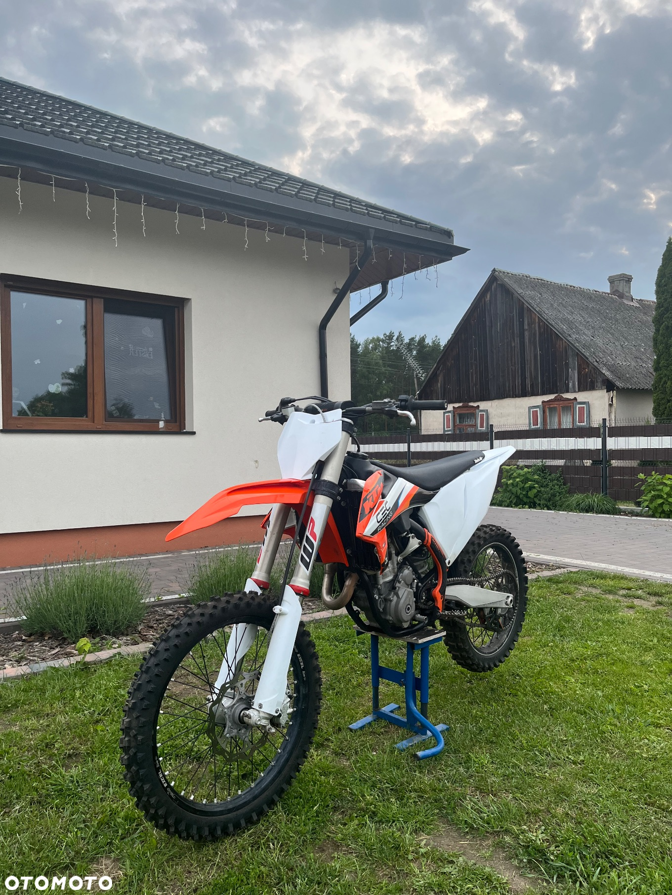 KTM Inny
