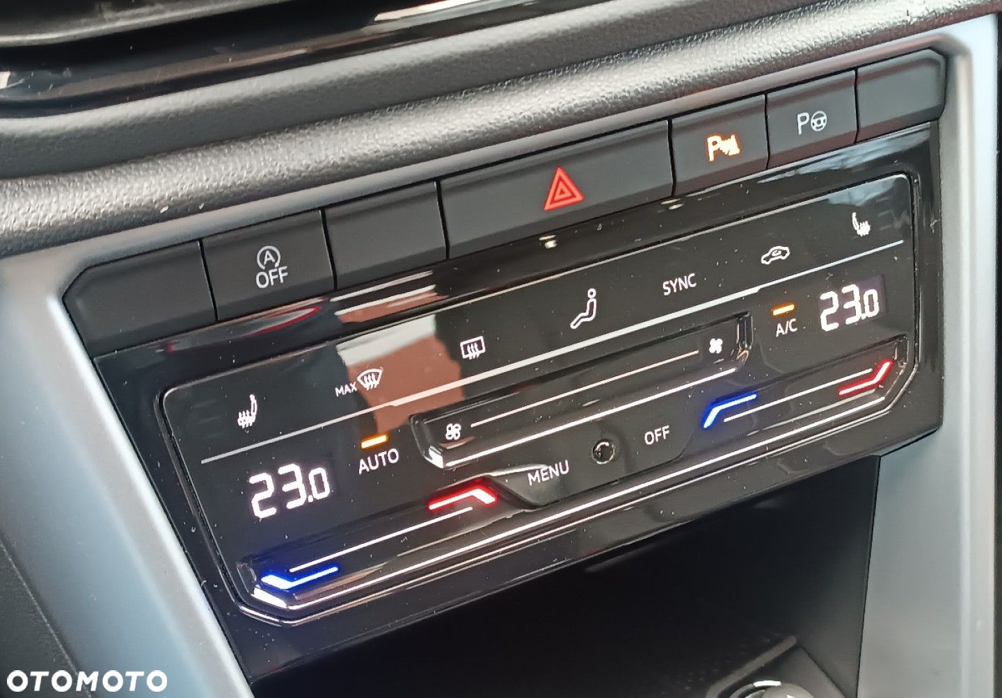 Volkswagen T-Roc - 31
