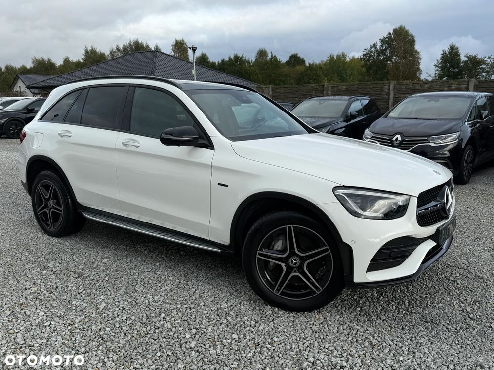 Mercedes-Benz GLC 300 de 4Matic 9G-TRONIC AMG Line Plus - 18