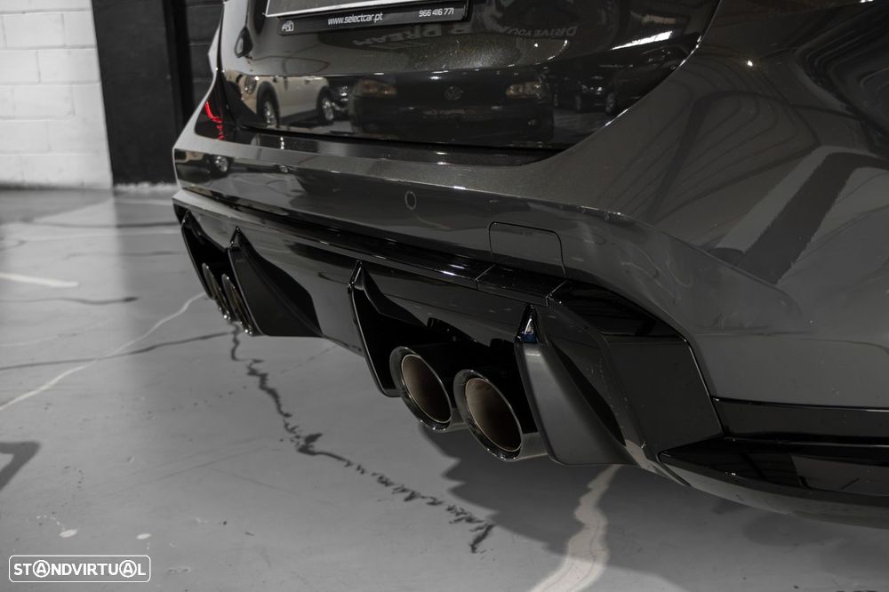 BMW M3 Competition xDrive - 35