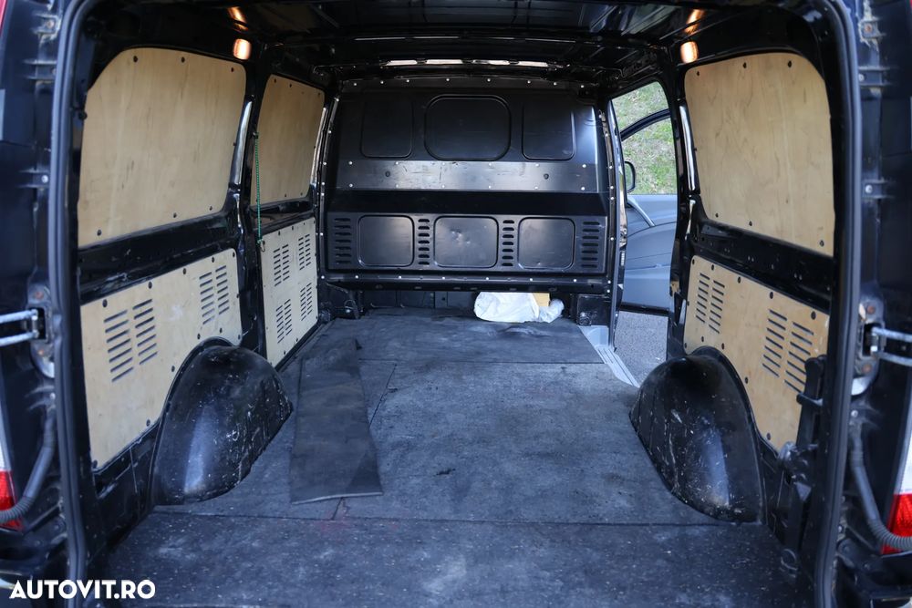 Mercedes-Benz Vito - 25