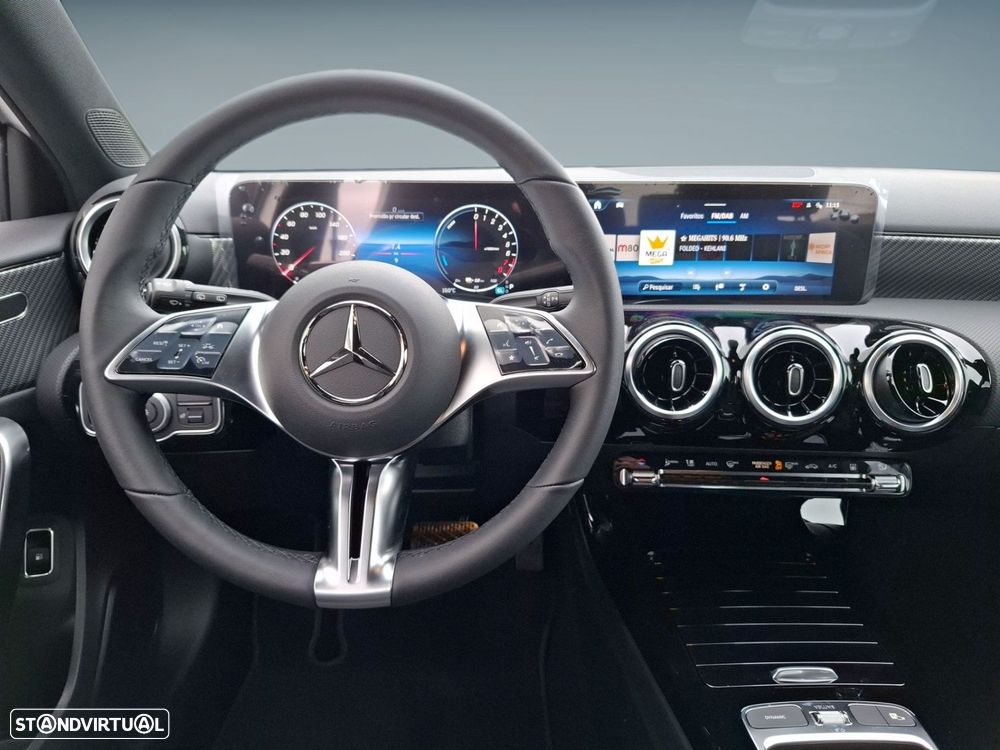 Mercedes-Benz A 250 e - 13