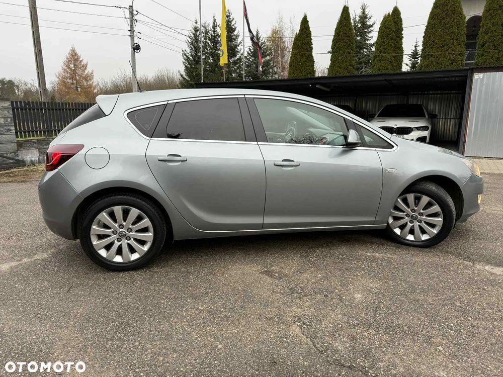 Opel Astra III 1.7 CDTI EcoFLEX - 8