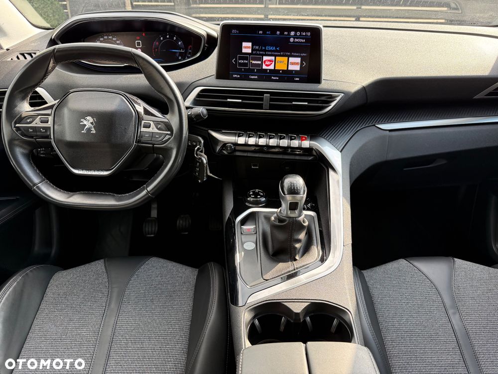 Peugeot 3008 PureTech 130 Stop & Start GPF Roadtrip - 31