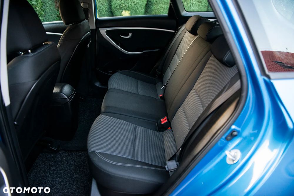 Hyundai i30 1.6 Comfort - 29