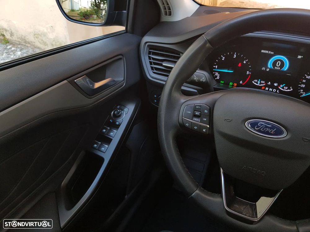 Ford Focus 1.5 TDCi ECOBlue Connected Aut. - 27