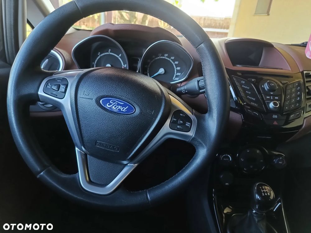 Ford Fiesta 1.6 TDCi DPF Titanium - 17