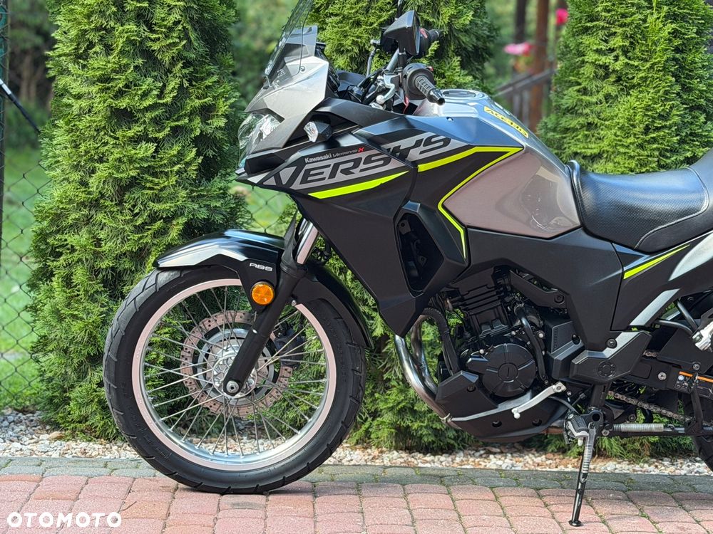 Kawasaki Versys-X 300 - 16